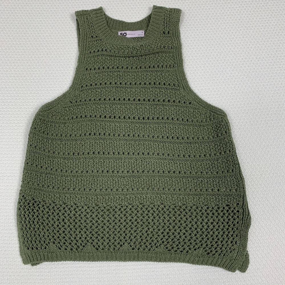 SO Kohl’s Sage Green Crochet Knit Tank Top Sweater Vest Sleeveless Boho Size S